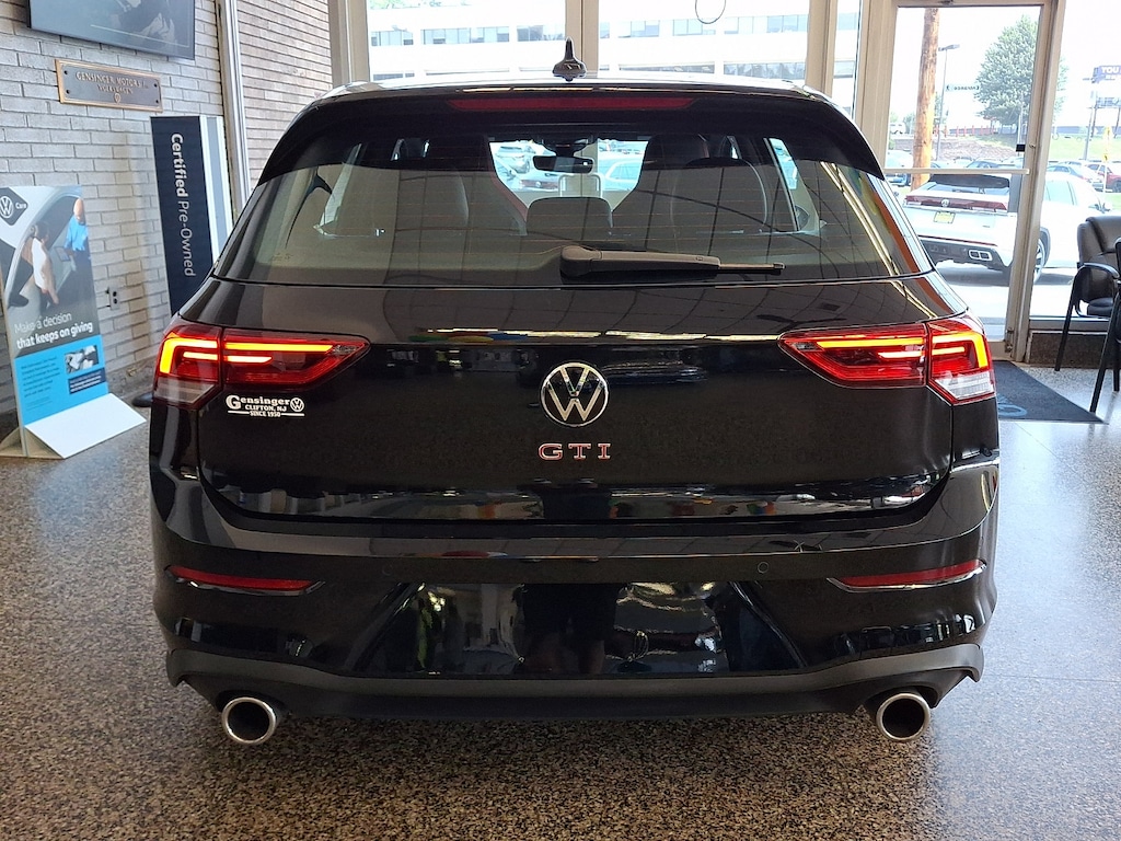 Used 2024 Volkswagen Golf GTI SE 2.0T SE DSG