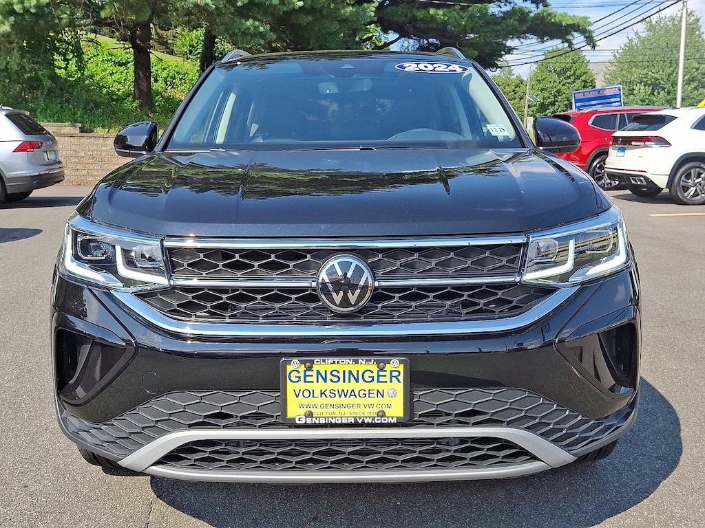 Certified 2024 Volkswagen Taos SEL SEL 4MOTION