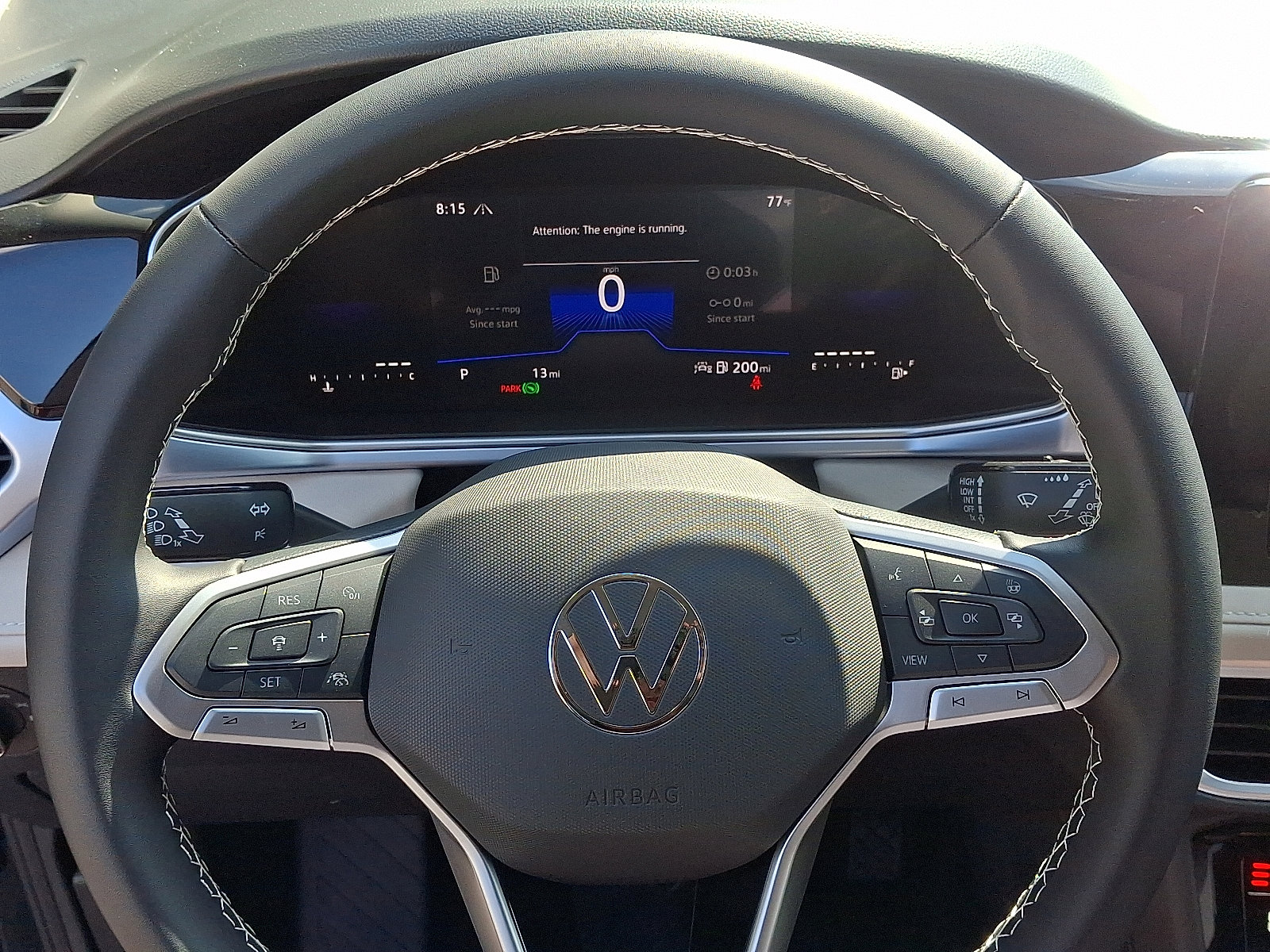2025 Volkswagen Taos SE - Photo 13