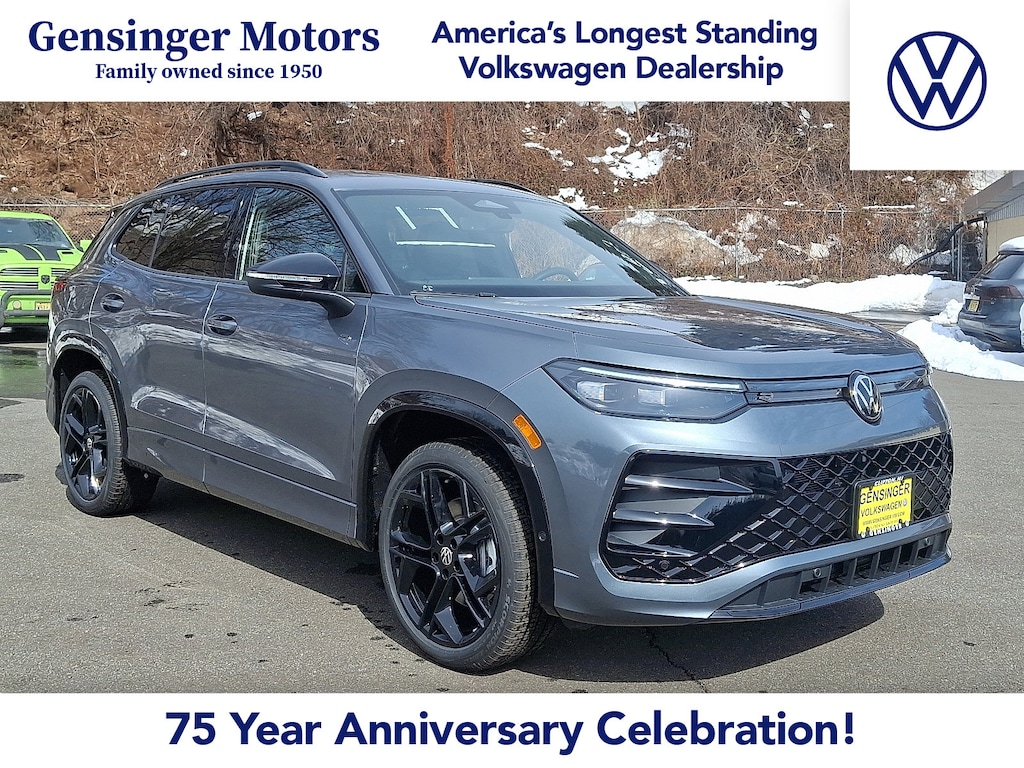 New 2026 Volkswagen Tiguan SE R-Line Black 2.0T SE R-Line Black 4MOTION