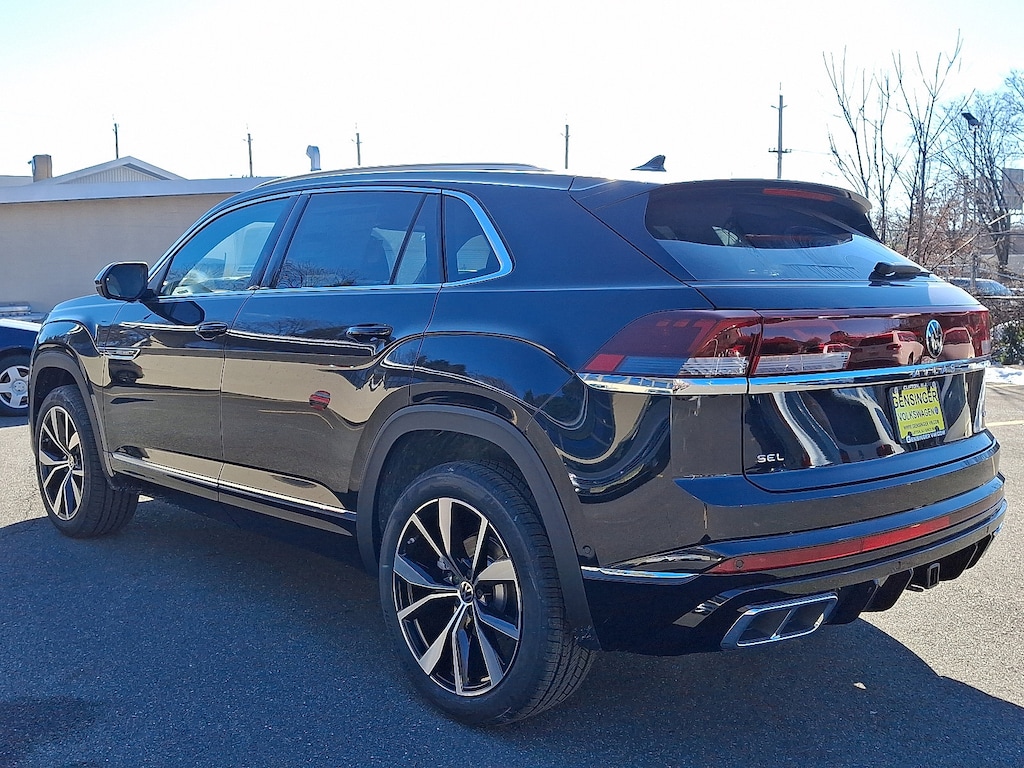 New 2025 Volkswagen Atlas Cross Sport 2.0T SEL Premium R-Line 2.0T SEL Premium R-Line 4MOTION