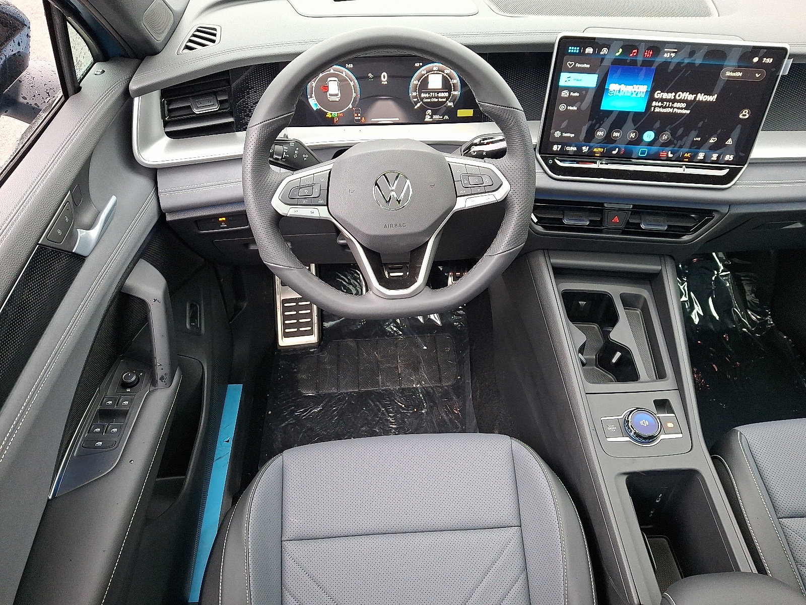 2026 Volkswagen Tiguan SE R-LINE BLACK - Photo 7