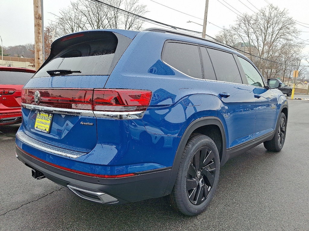 New 2025 Volkswagen Atlas 2.0T SE w/Technology 2.0T SE w/Technology 4MOTION