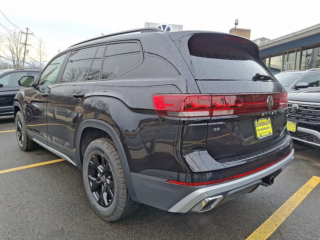 New 2025 Volkswagen Atlas 2.0T Peak Edition 2.0T Peak Edition 4MOTION