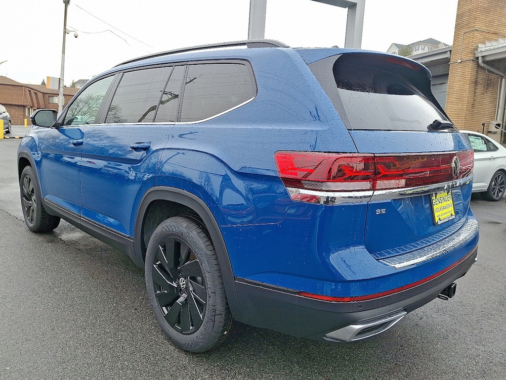 New 2025 Volkswagen Atlas 2.0T SE w/Technology 2.0T SE w/Technology 4MOTION