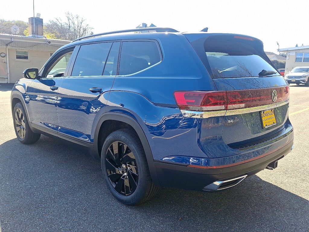 New 2025 Volkswagen Atlas 2.0T SE w/Technology 2.0T SE w/Technology 4MOTION