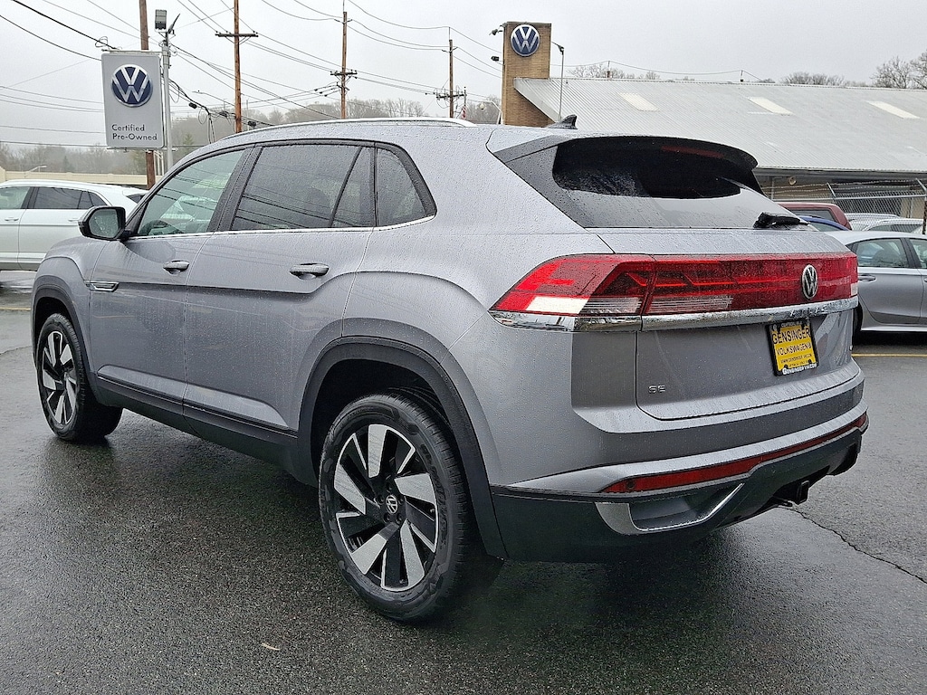 New 2025 Volkswagen Atlas Cross Sport 2.0T SE w/Technology 2.0T SE w/Technology 4MOTION