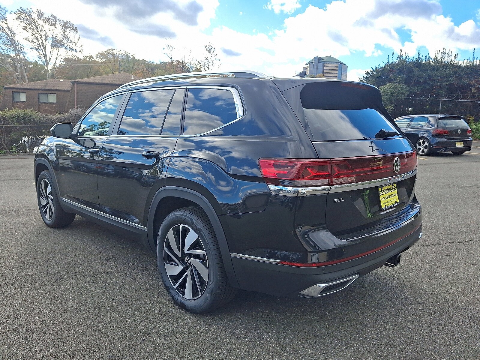 2026 Volkswagen Atlas SEL photo 3