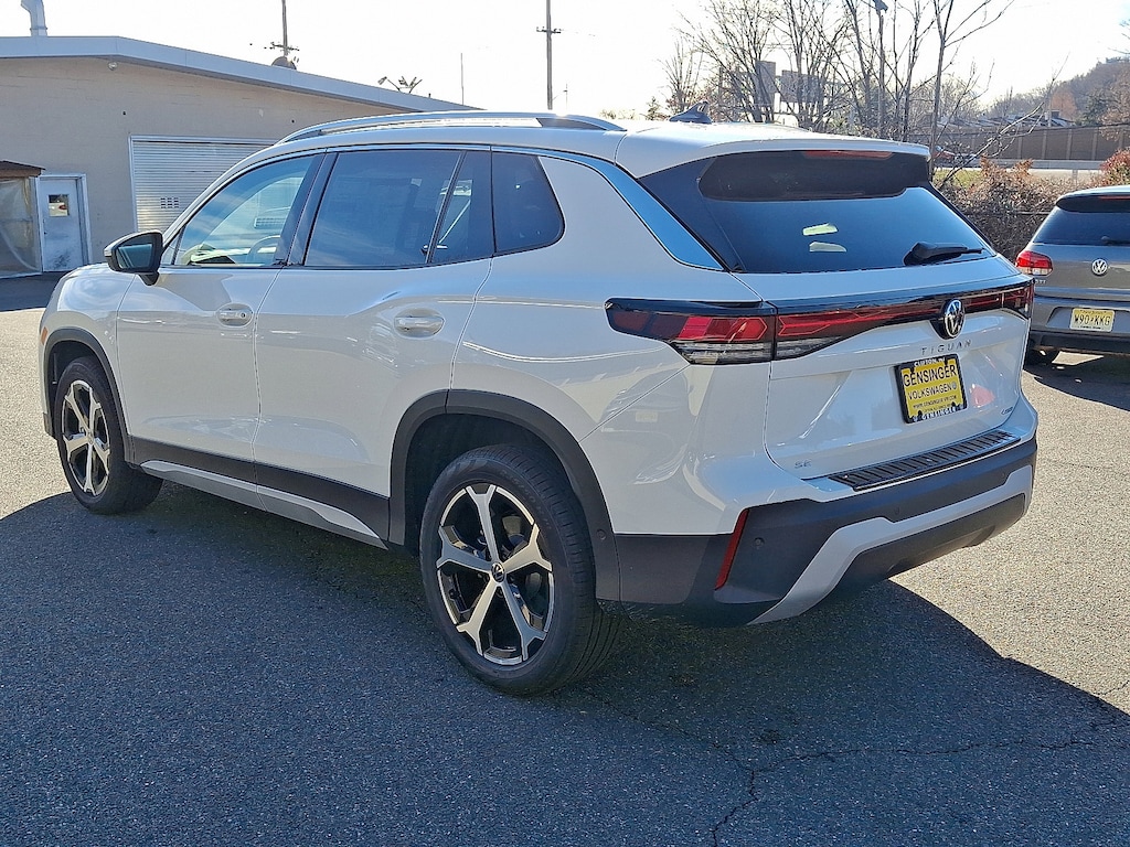 New 2026 Volkswagen Tiguan SE 2.0T SE 4MOTION