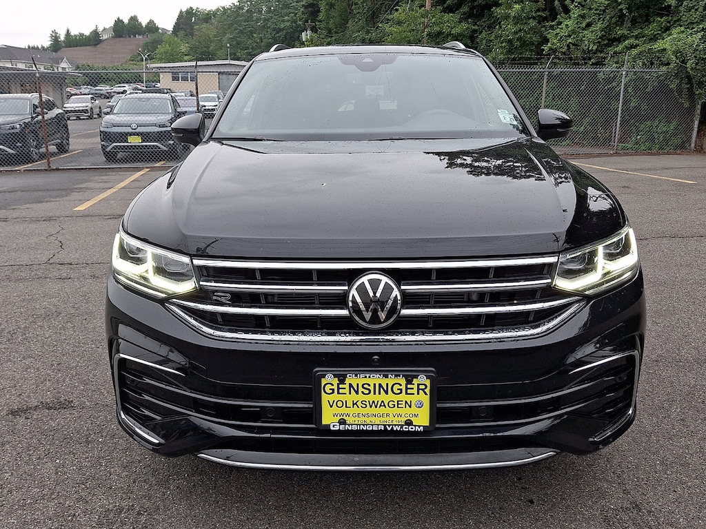Certified 2024 Volkswagen Tiguan SEL R-Line 2.0T SEL R-Line 4MOTION