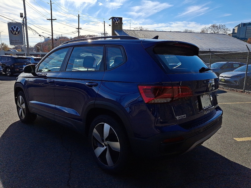 Certified 2024 Volkswagen Taos S S 4MOTION