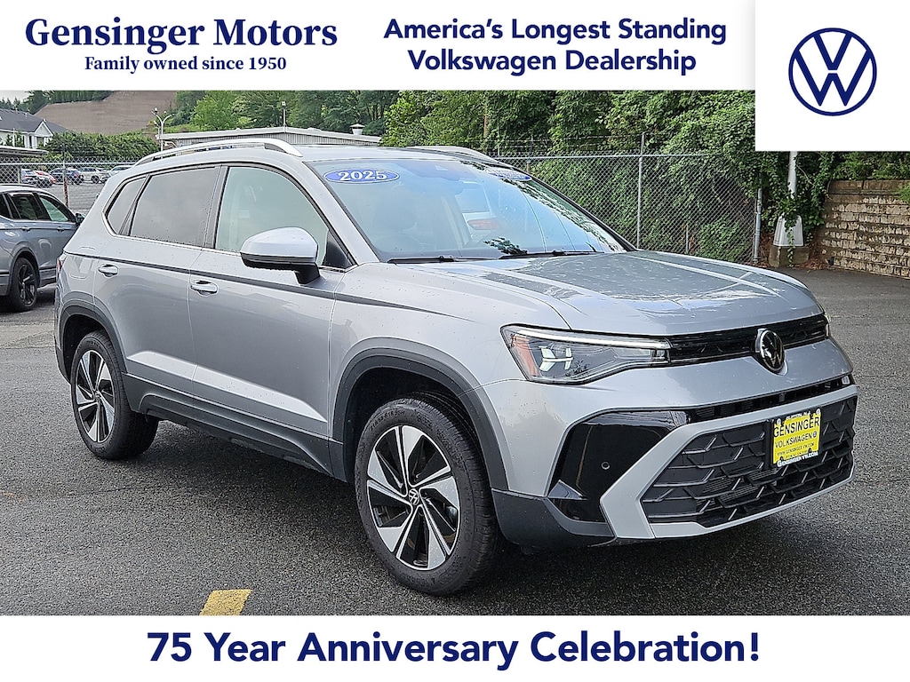 Used 2025 Volkswagen Taos SE SE 4MOTION