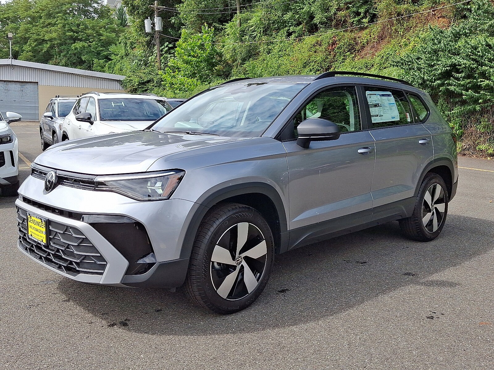 2025 Volkswagen Taos S photo 2
