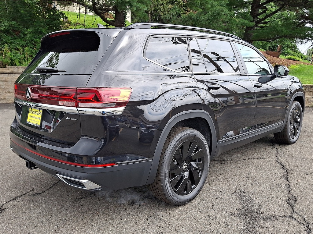 New 2026 Volkswagen Atlas 2.0T SE w/Technology 2.0T SE w/Technology 4MOTION