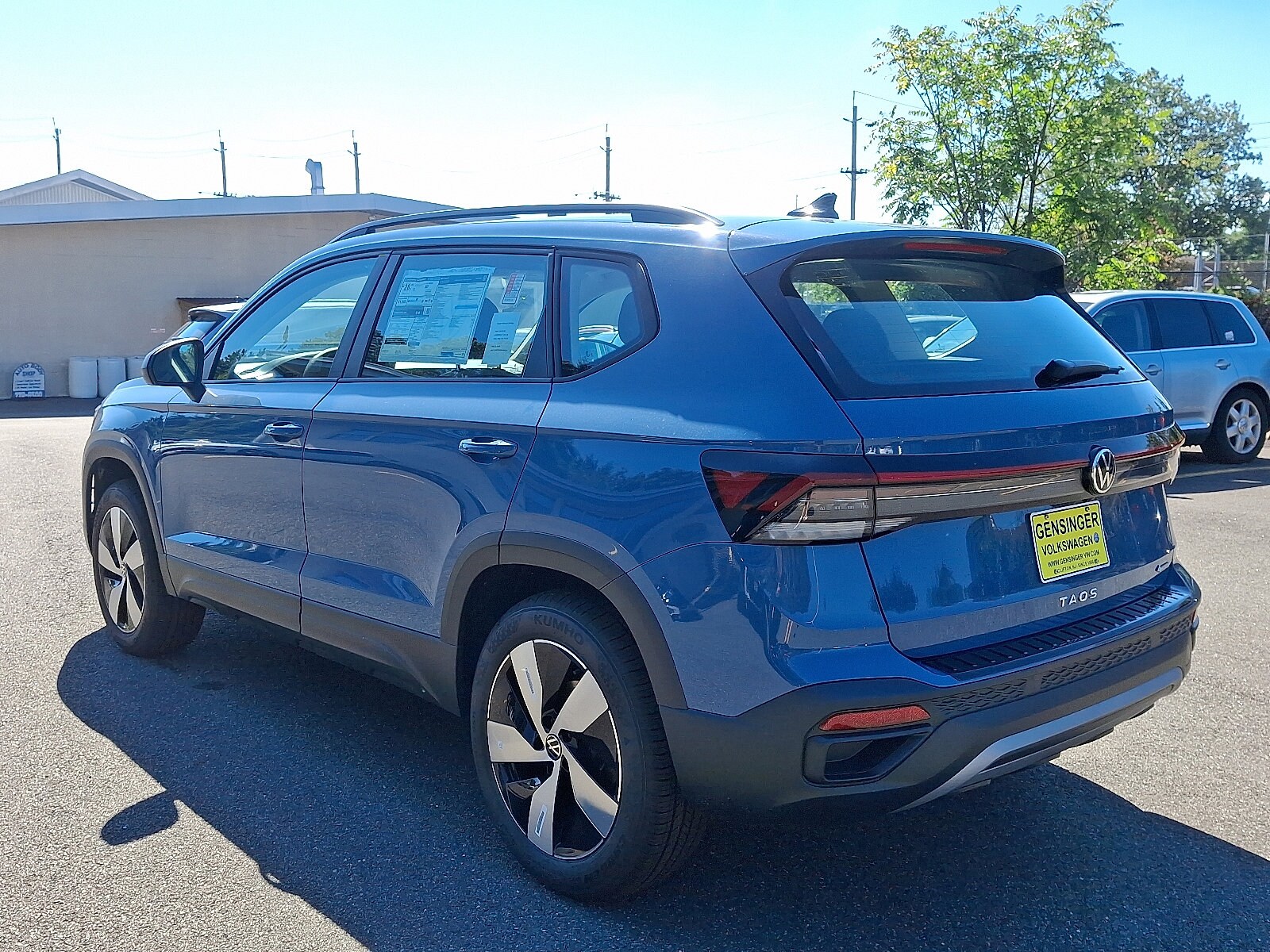 2025 Volkswagen Taos S photo 2