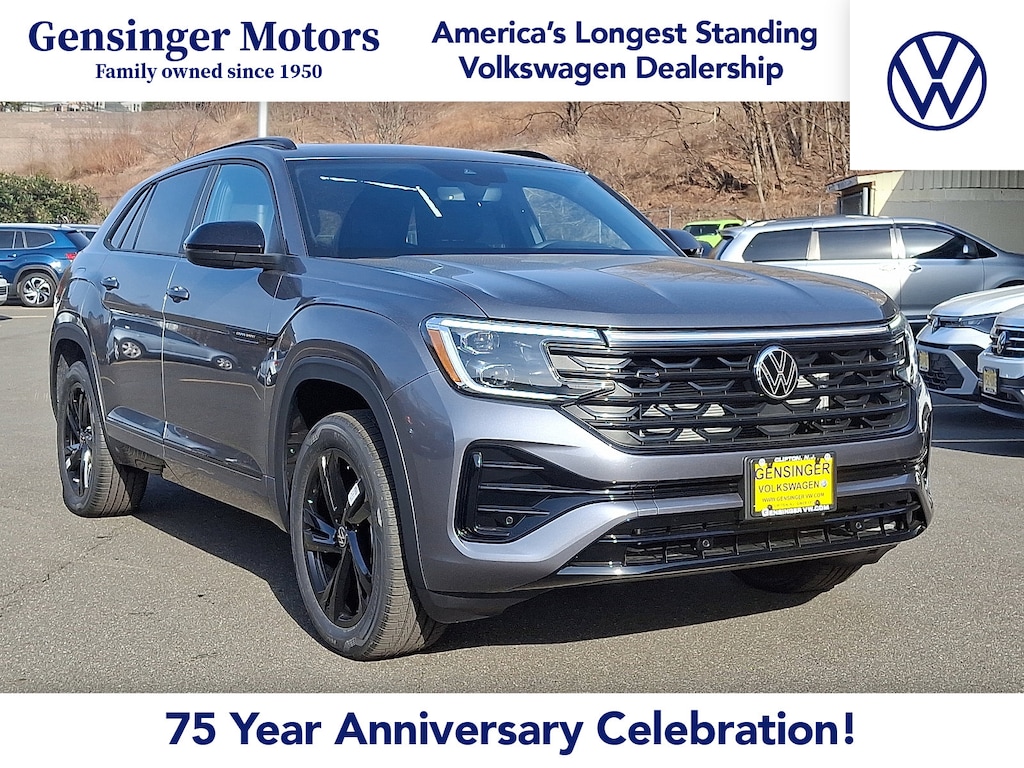 New 2025 Volkswagen Atlas Cross Sport 2.0T SEL R-Line Black 2.0T SEL R-Line Black 4MOTION