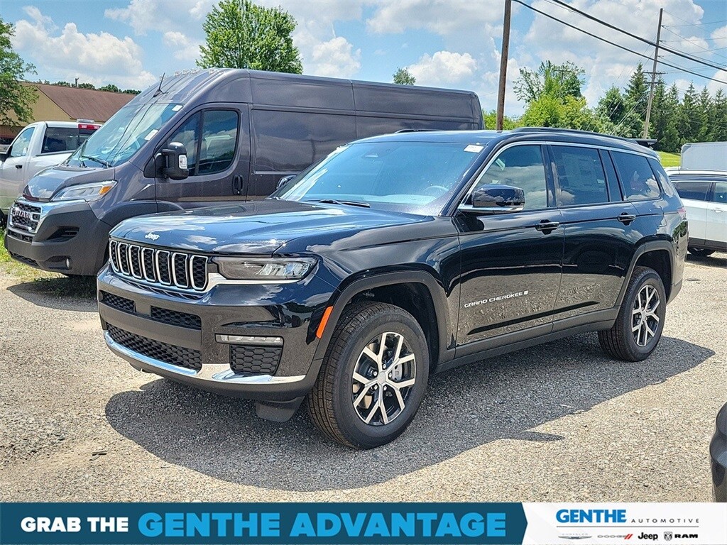 2024 Jeep Grand Cherokee Limited photo 2