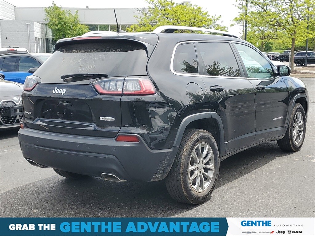 2021 Jeep Cherokee Latitude Lux photo 4
