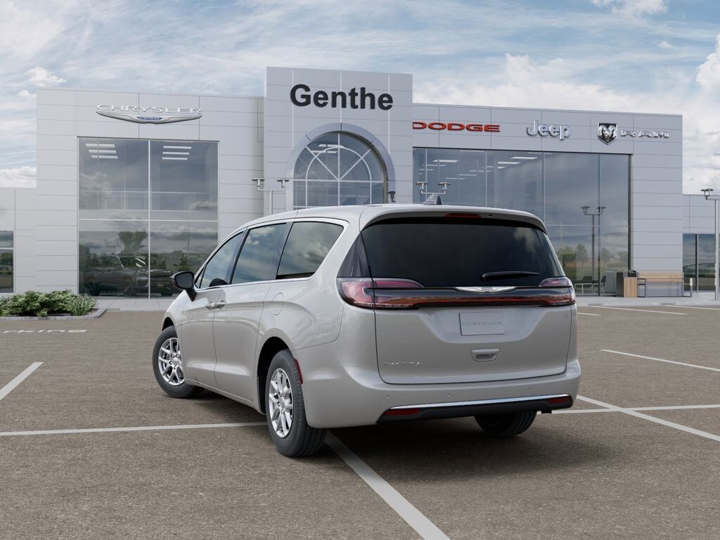 New 2026 Chrysler Pacifica Select Passenger Van