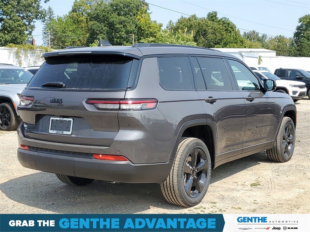 2024 Jeep Grand Cherokee Altitude X photo 3