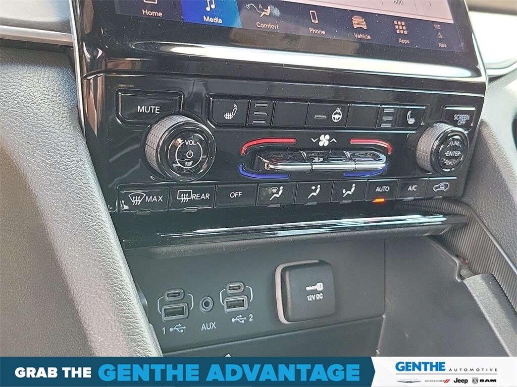 New 2024 Jeep Grand Cherokee For Sale at Dick Genthe