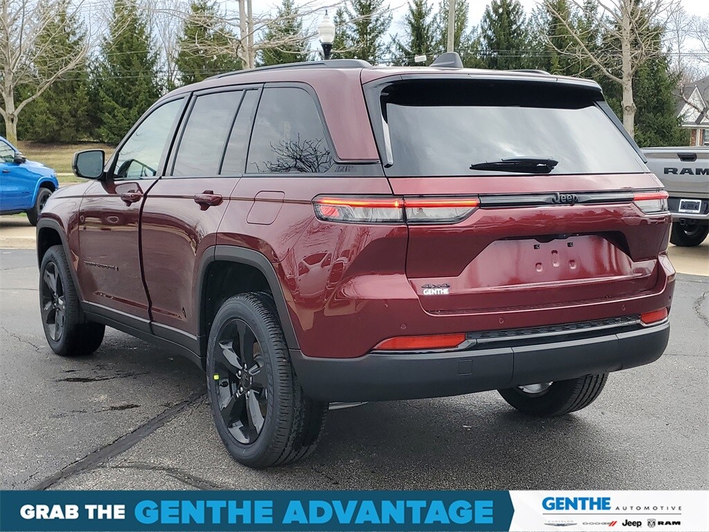 2025 Jeep Grand Cherokee Altitude X photo 3