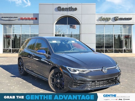 2023 Volkswagen Golf R 2.0T Hatchback