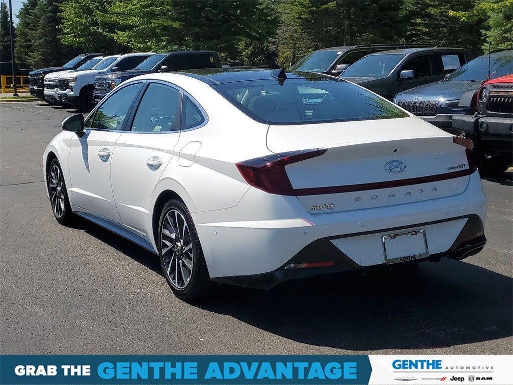 2023 Hyundai Sonata Limited photo 2