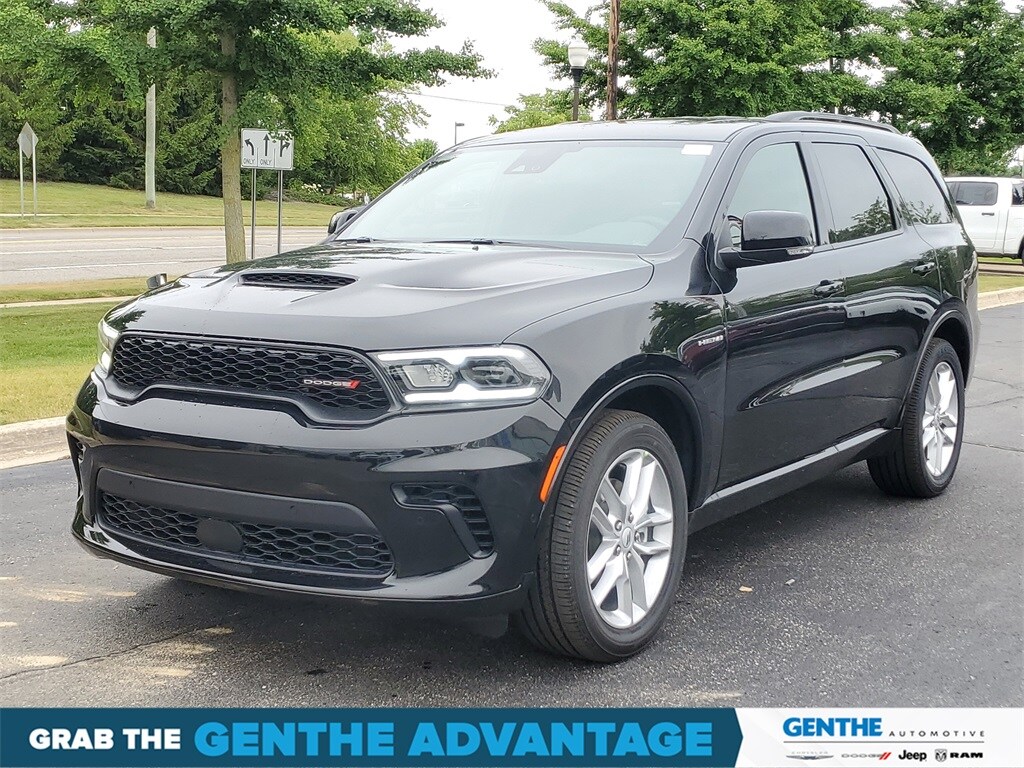 2025 Dodge Durango R/T Plus photo 2