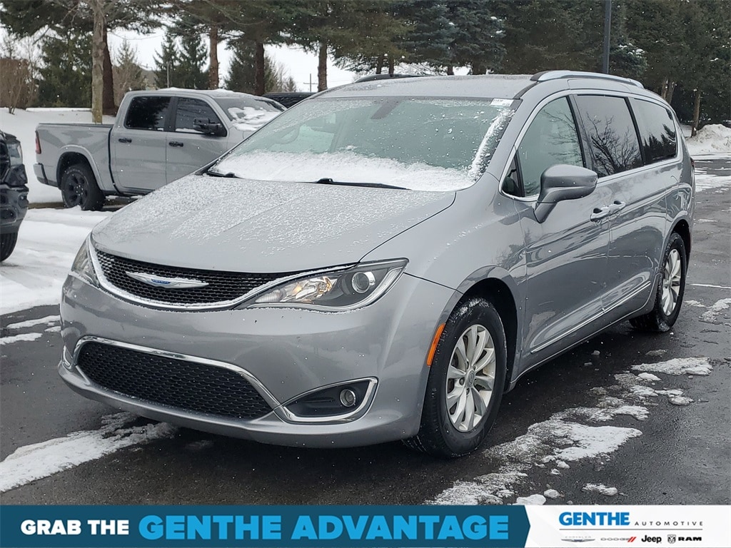 Used 2018 Chrysler Pacifica Touring L Plus with VIN 2C4RC1EG6JR227789 for sale in Saline, MI