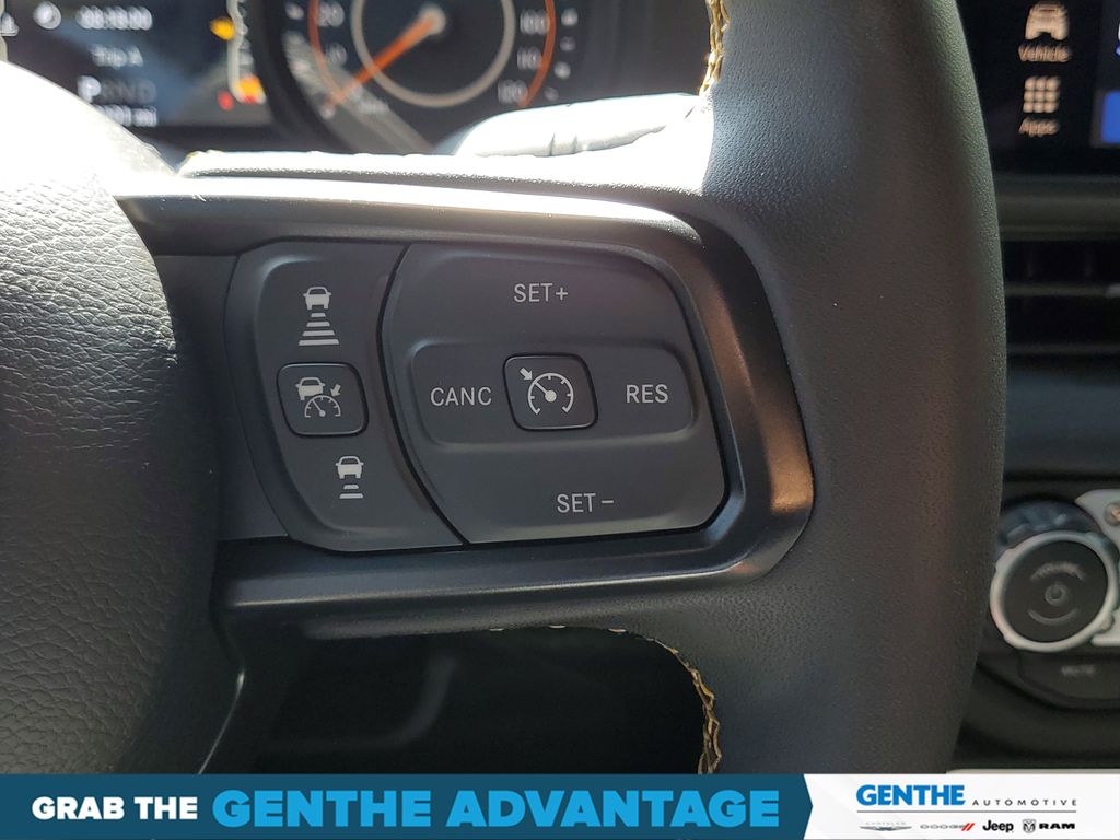 2024 Jeep Wrangler 4-Door Willys - Photo 16