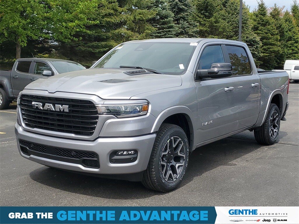 2025 Ram 1500 Laramie photo 2