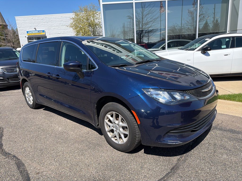 2017 Chrysler Pacifica Touring