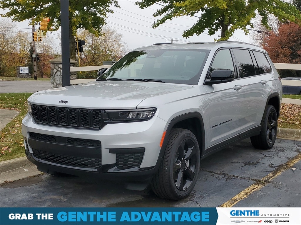 New 2025 Jeep Grand Cherokee Altitude X Sport Utility