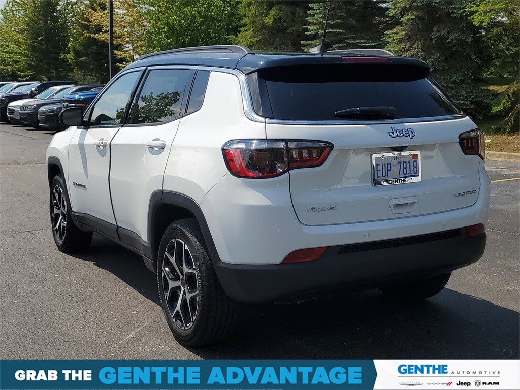 2025 Jeep Compass Limited photo 3