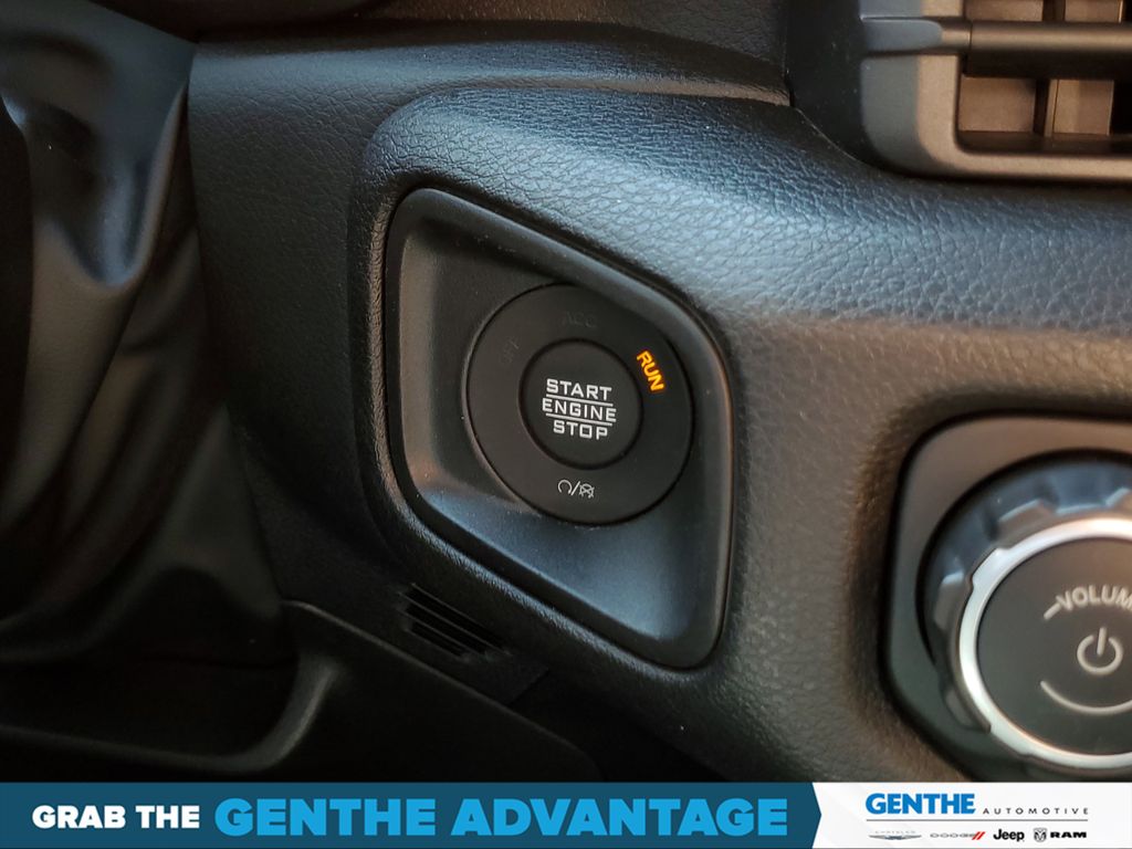 2024 Jeep Wrangler 4-Door Willys - Photo 17