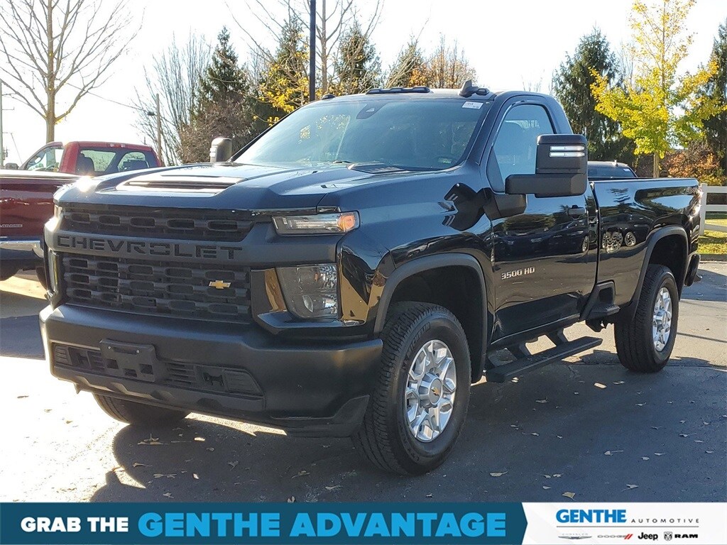 Used 2022 Chevrolet Silverado 3500HD Work Truck with VIN 1GC3YSE77NF113410 for sale in Saline, MI