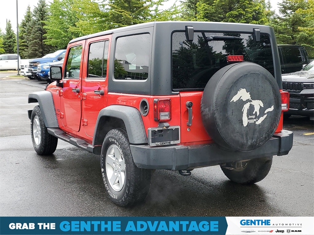 2015 Jeep Wrangler Unlimited Sport photo 3