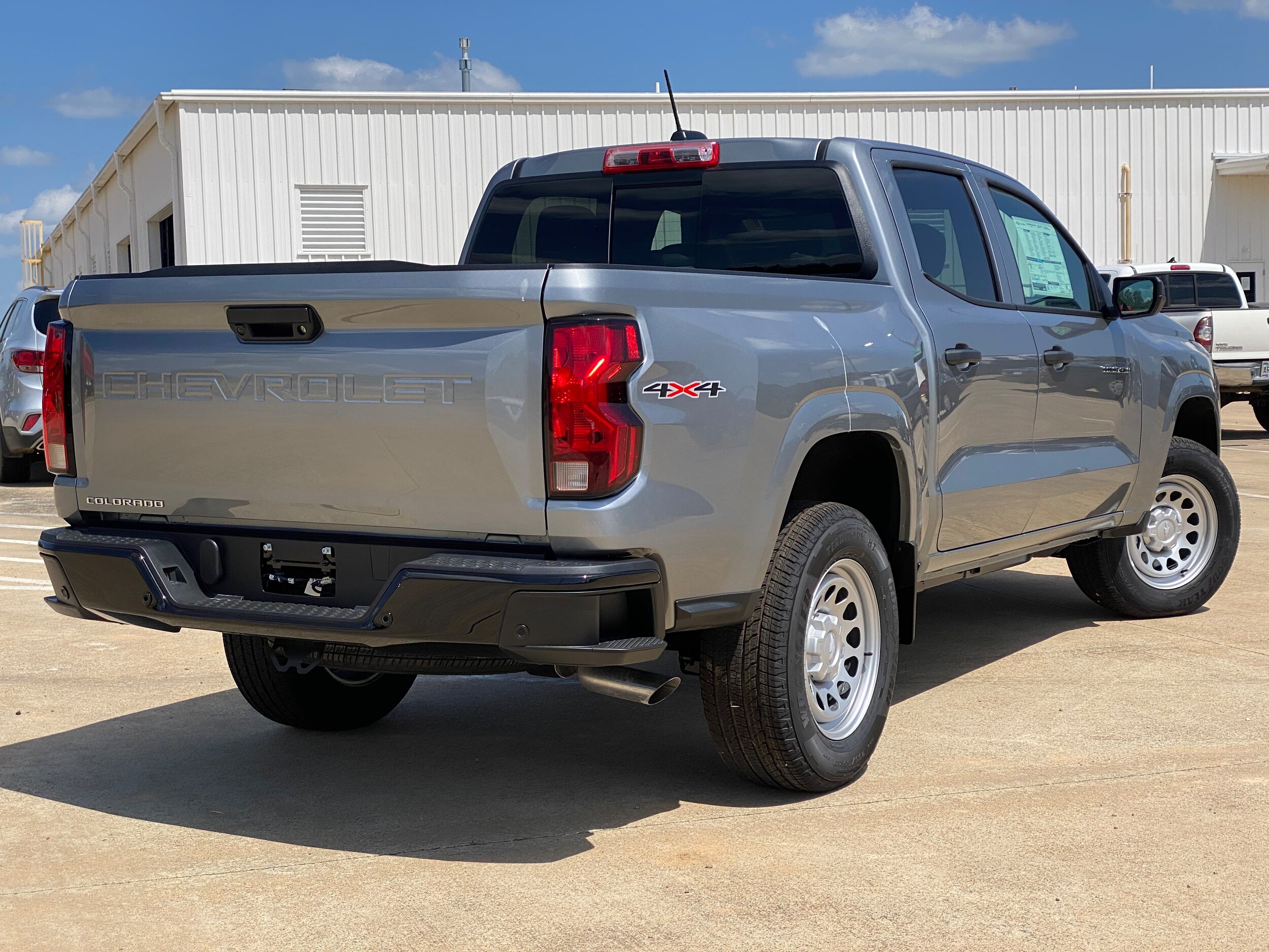2025 Chevrolet Colorado LT photo 4