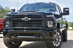 2025 Chevrolet Silverado 2500 HD Custom Truck