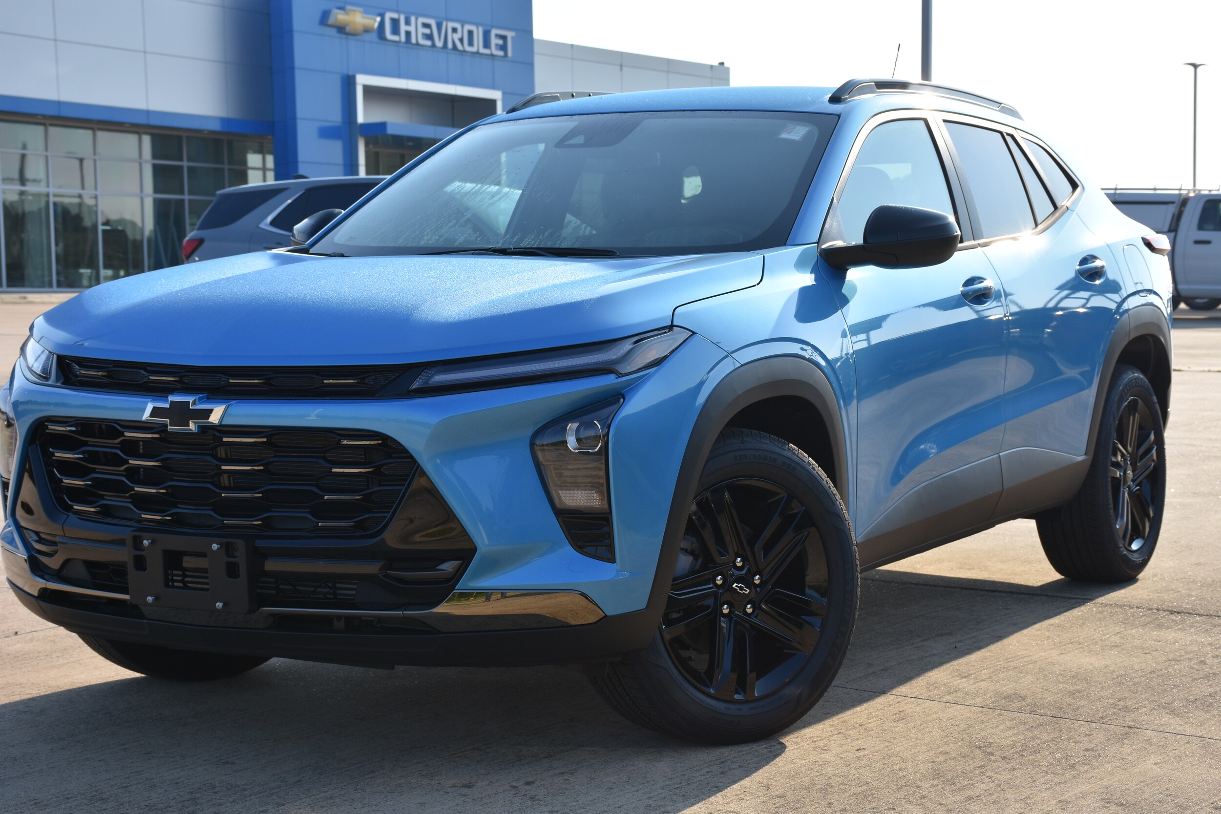 2025 Chevrolet Trax ACTIV photo 2