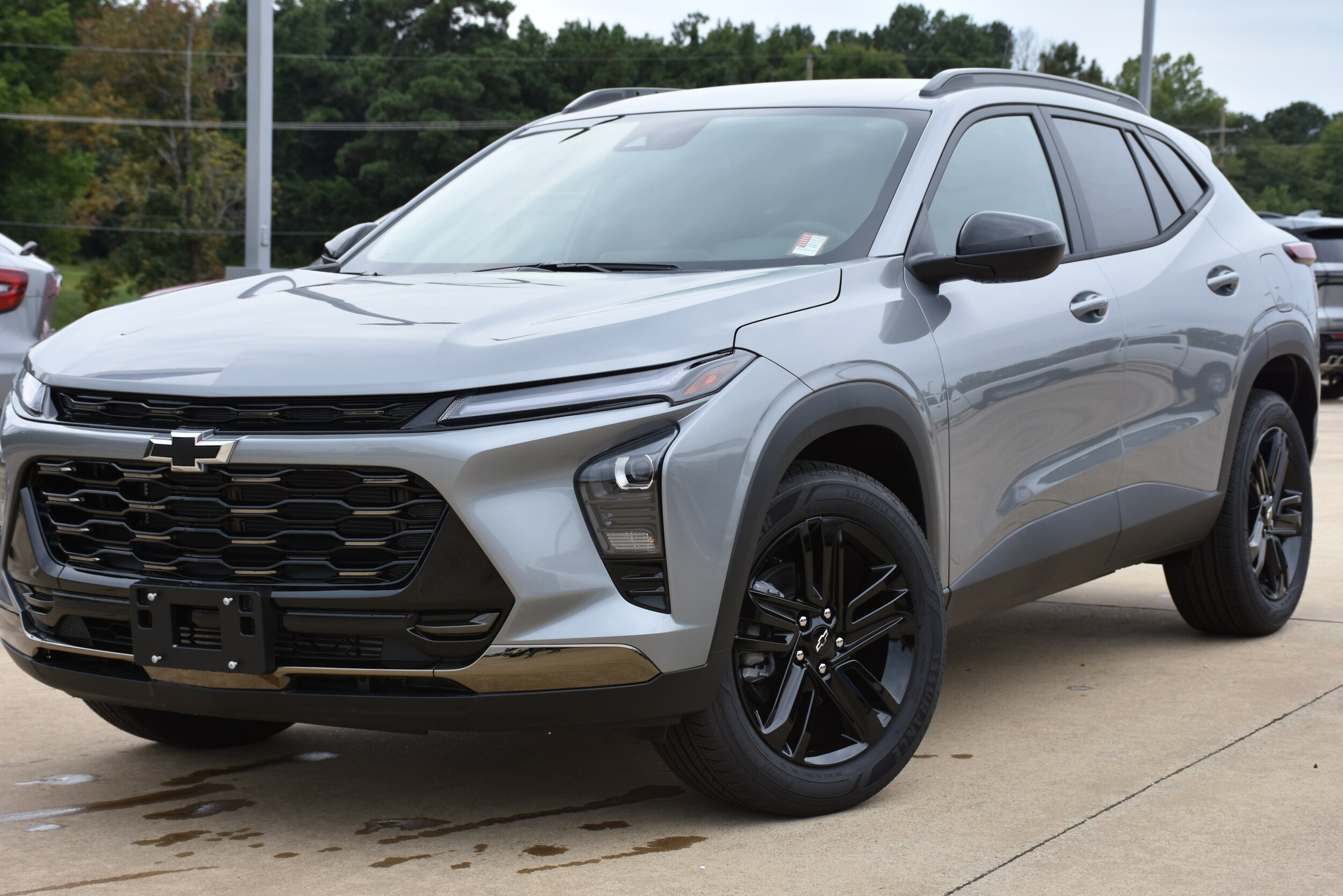 2025 Chevrolet Trax ACTIV photo 2