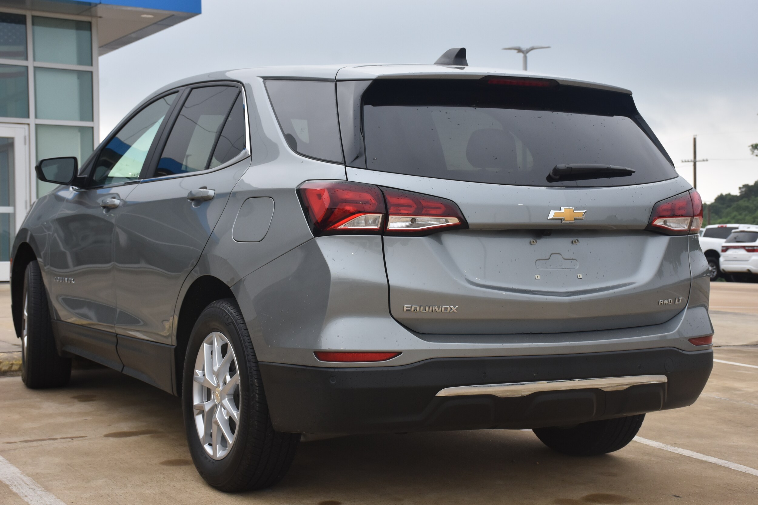 2023 Chevrolet Equinox LT photo 4