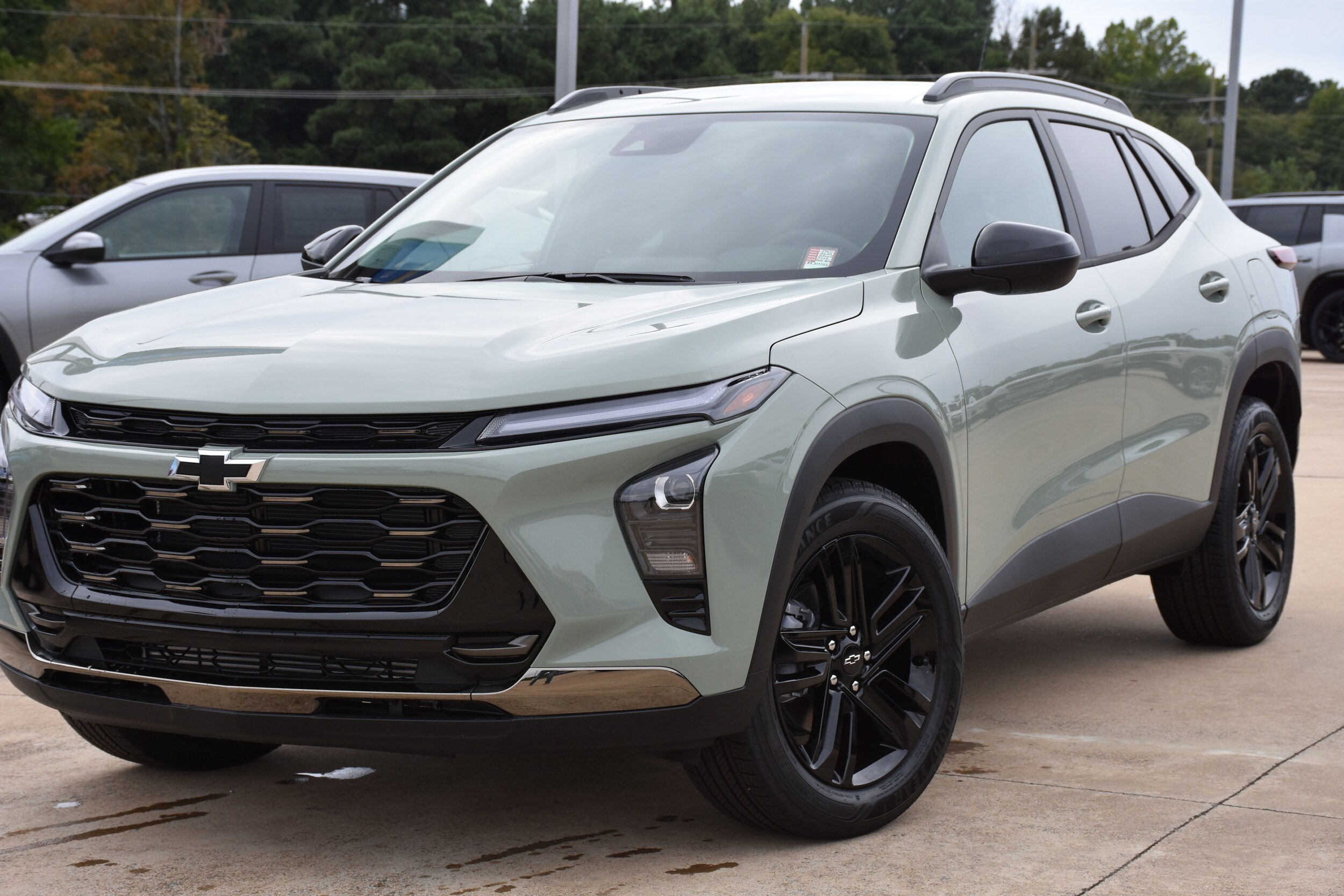 2025 Chevrolet Trax ACTIV photo 2