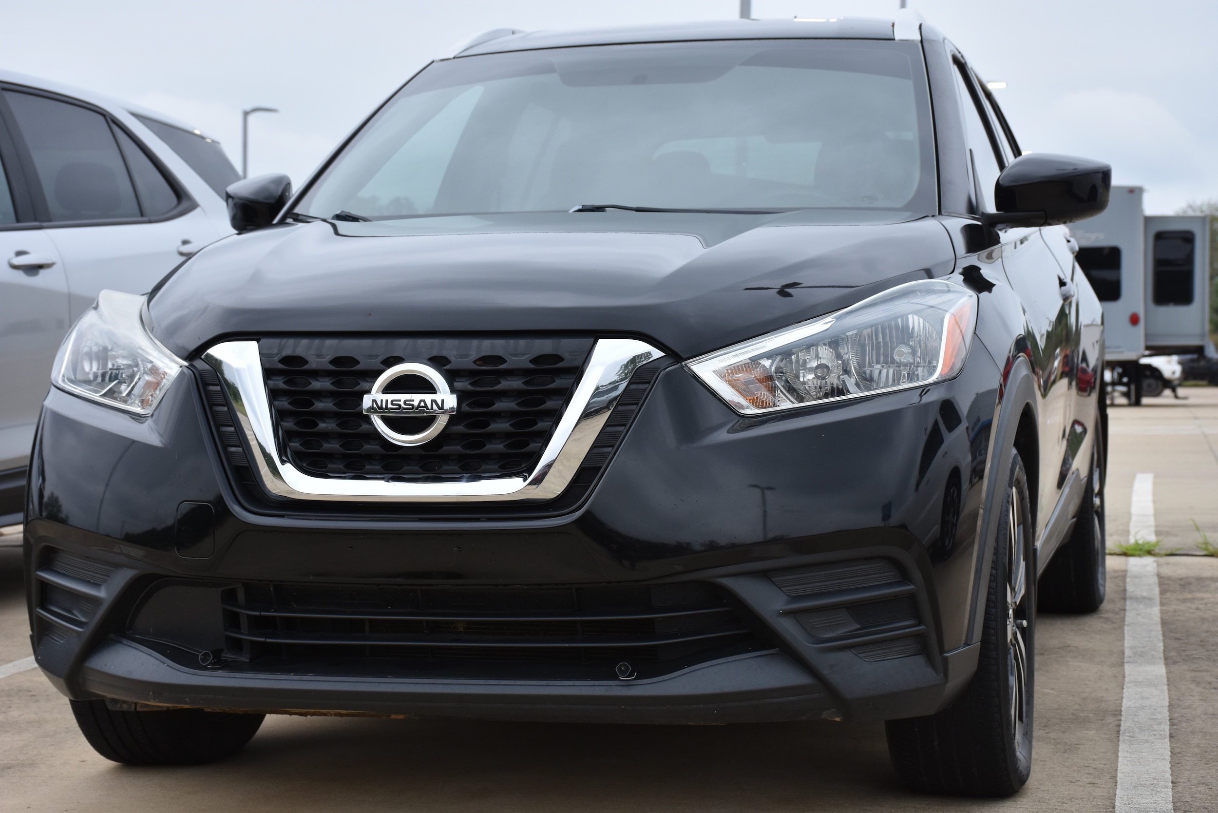 Used 2019 Nissan Kicks SV with VIN 3N1CP5CU2KL480068 for sale in De Queen, AR