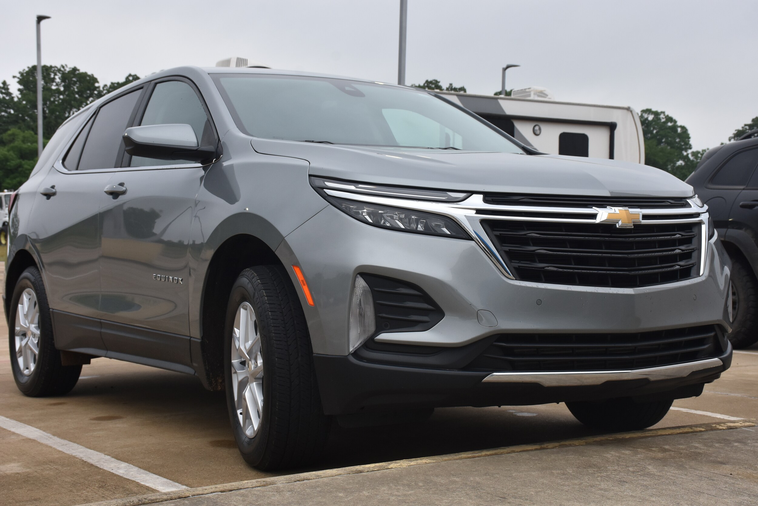 2023 Chevrolet Equinox LT photo 3