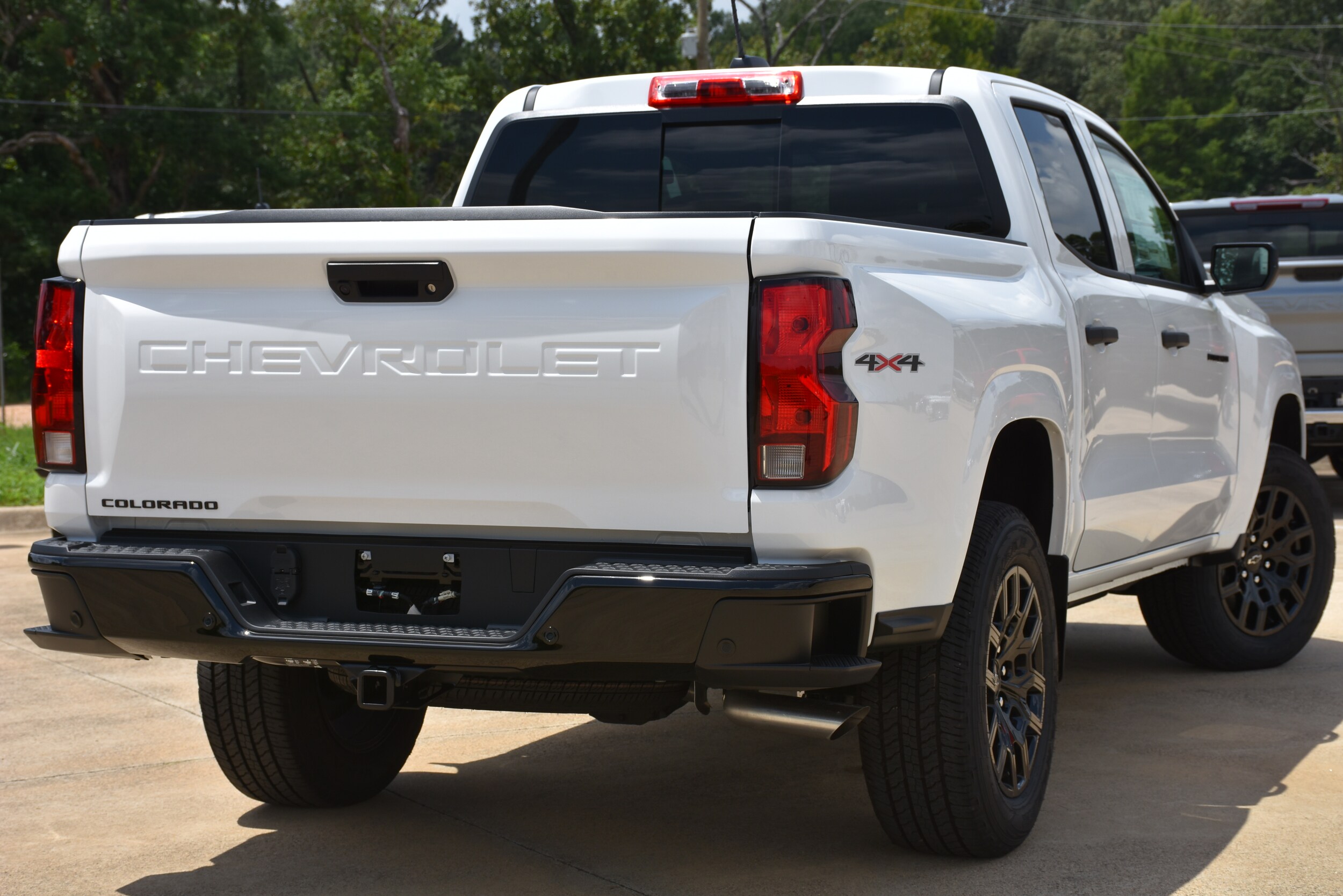 2025 Chevrolet Colorado LT photo 3