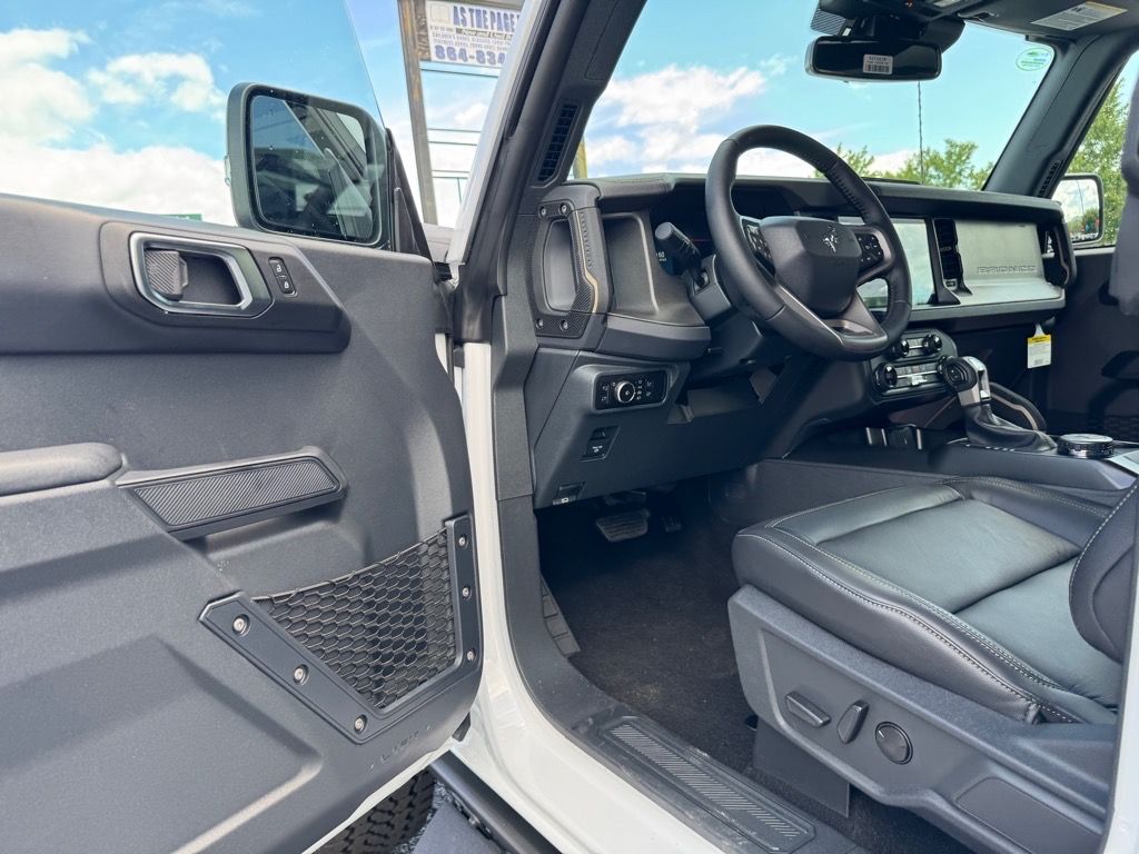 2025 Ford Bronco 4-Door Badlands - Photo 14