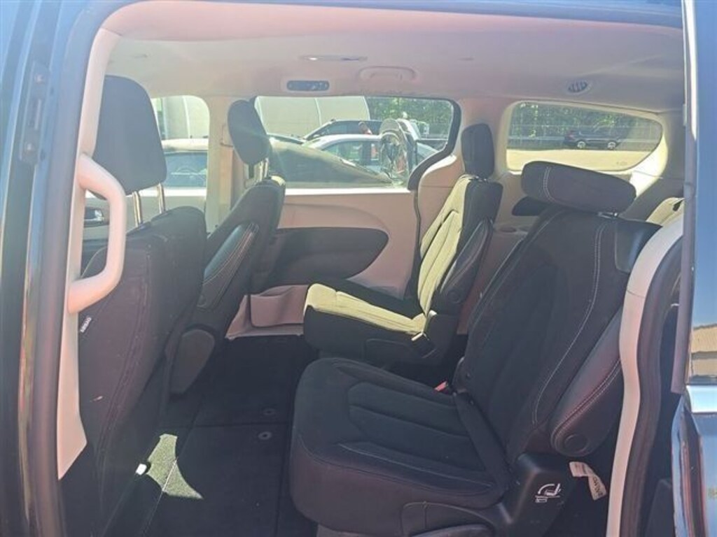 Certified 2023 Chrysler Voyager LX Van Passenger Van