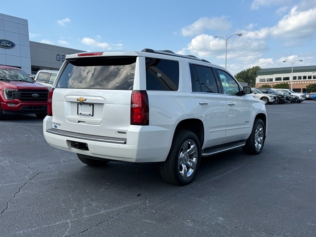 2017 Chevrolet Tahoe Premier photo 4